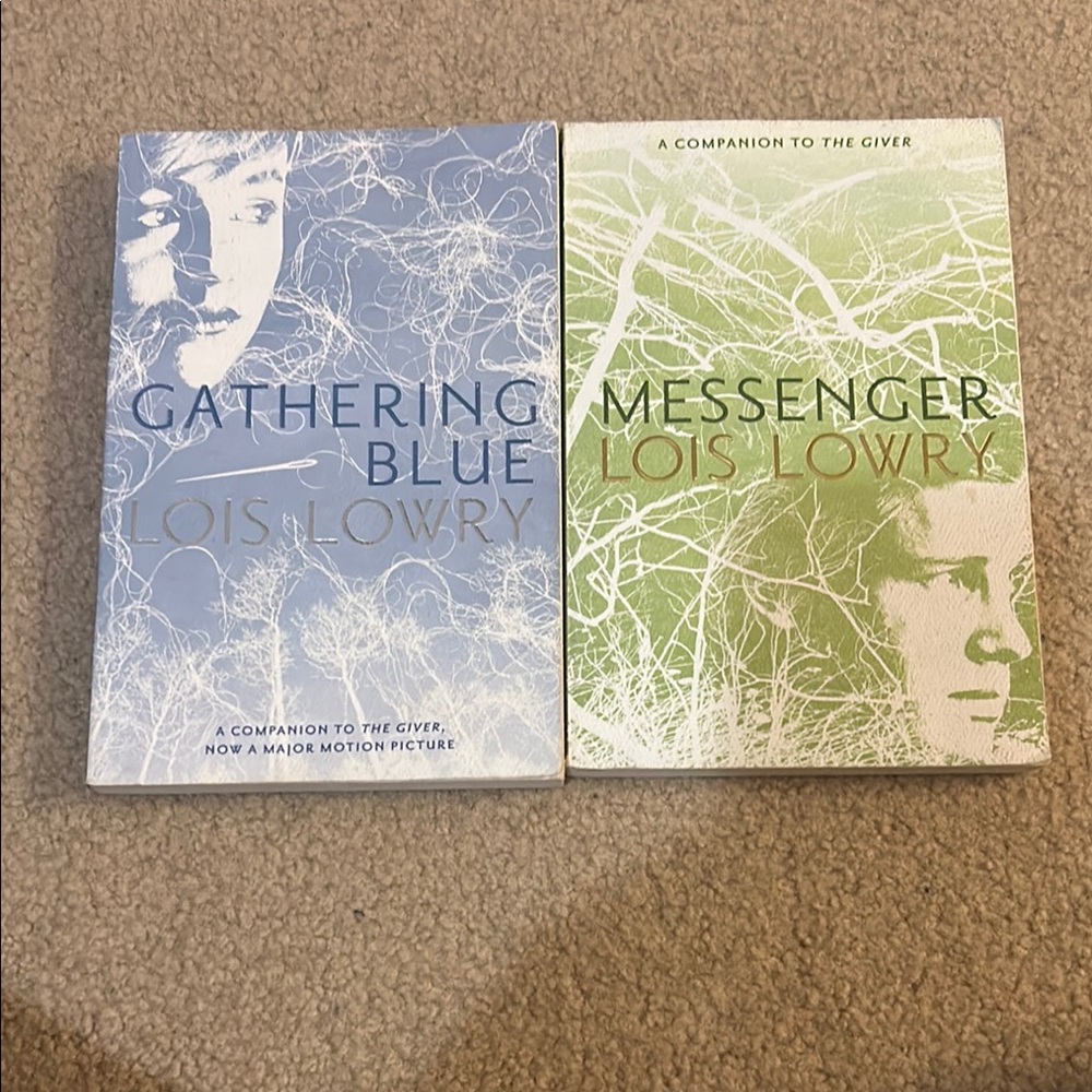 Lois Lowry Book Set - Gathering Blue & Messenger